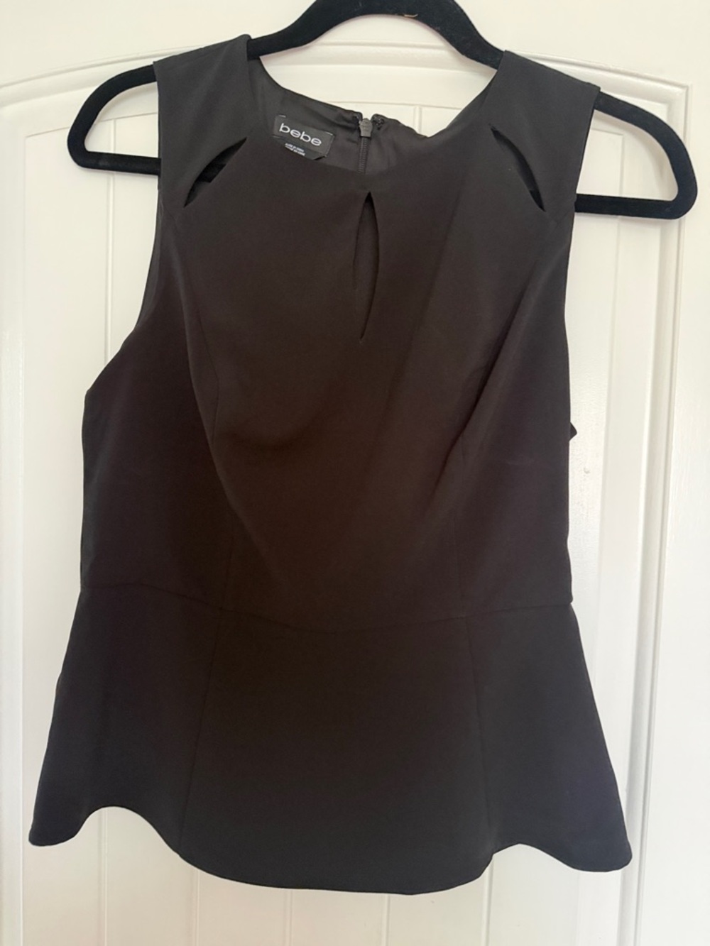 bebe Black Sleeveless Peplum Tank with Keyhole Detail size 8